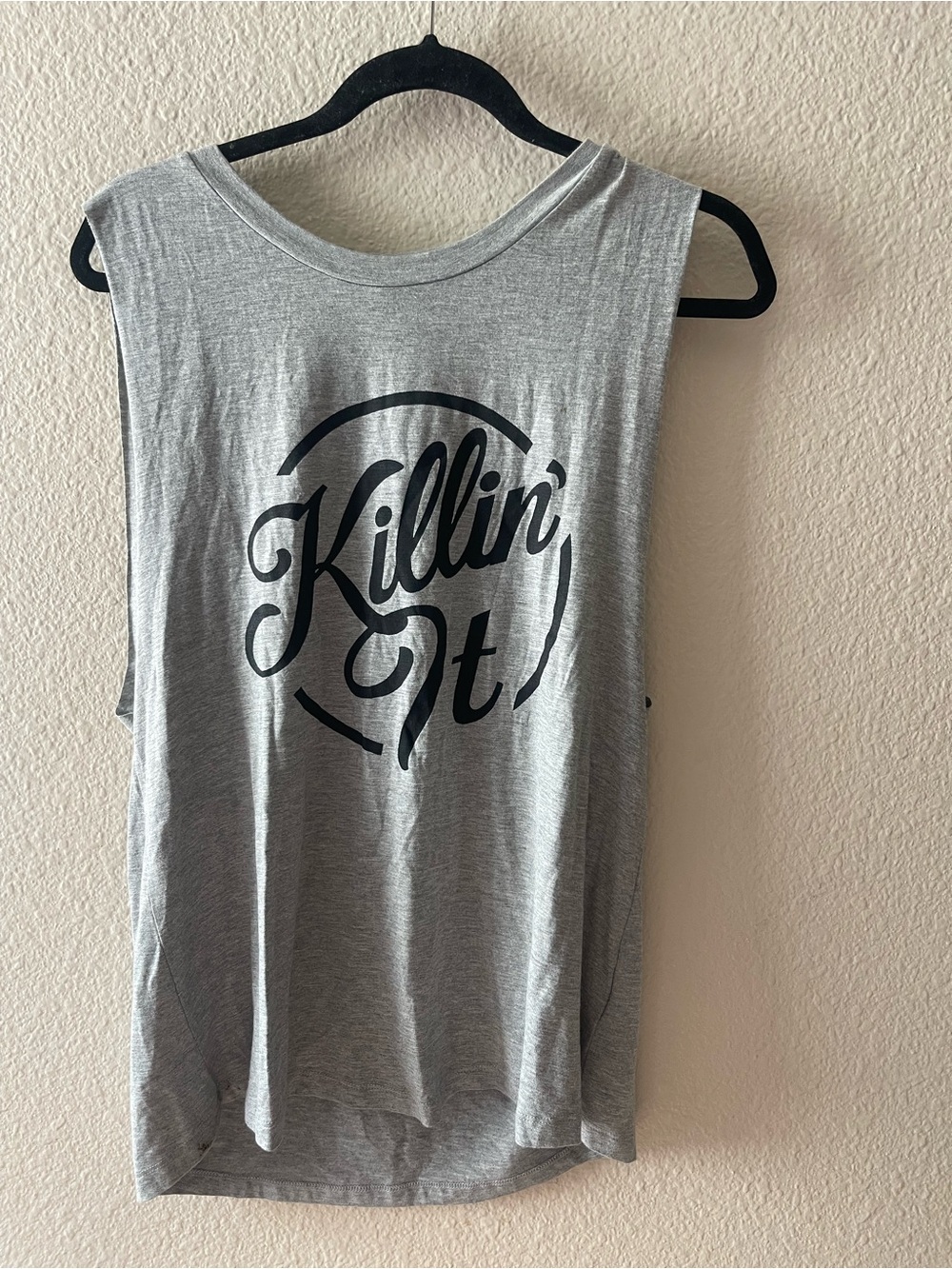 Rosa Couture Gray Muscle Tee with Black 'Killin' It' Graphic